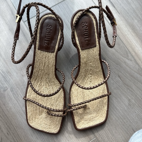 Schutz kitten heels size 8.5 - Picture 2 of 4